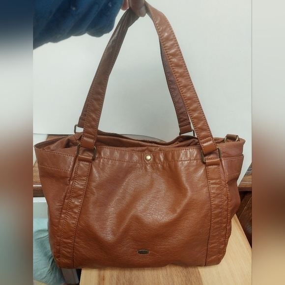 Bentley Leathers Cargo Medium Buterscotch Soft Satchel Handbag - Picture 1 of 16